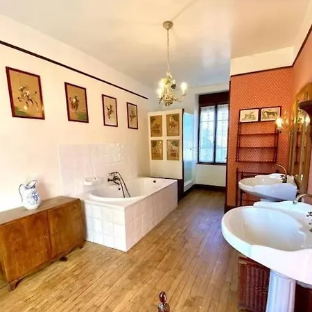 Le Haras Des Charmilles Апартаменты